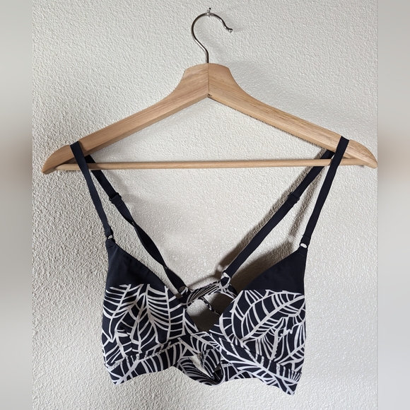 Lululemon Athletica Shanti Surf Triangle Bathing Suit Top - Picture 1 of 7